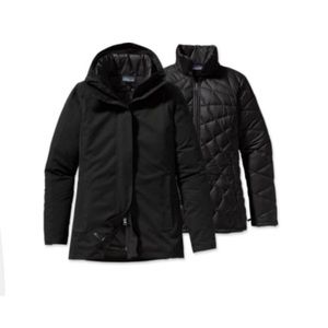 Patagonia Women’s Tres Jacket Black 3 in 1 Medium